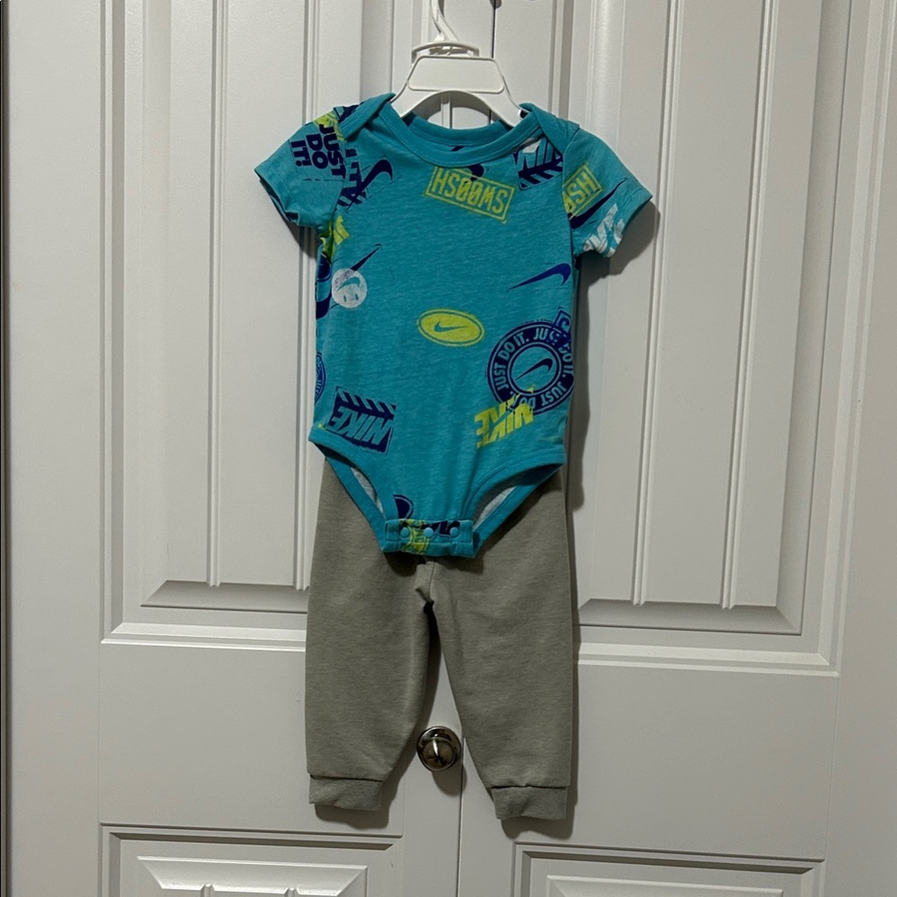 Nike Teal and Gray 12m Set